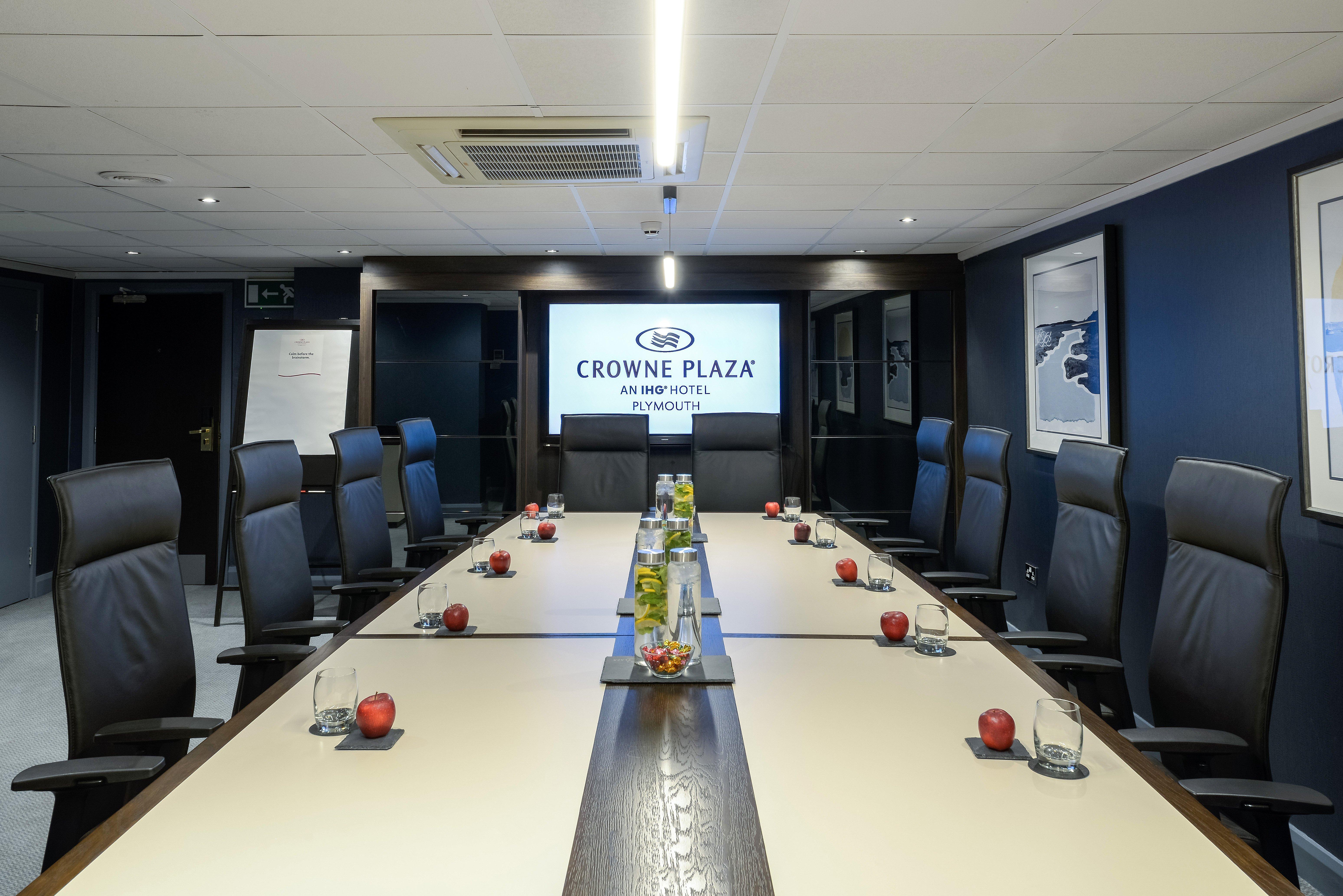 Готель Crowne Plaza Plymouth By Ihg Екстер'єр фото