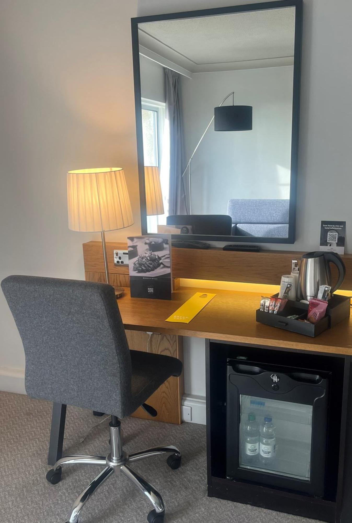Готель Crowne Plaza Plymouth By Ihg Екстер'єр фото
